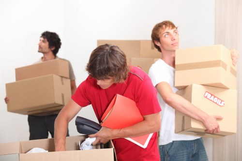Transparent pricing for a removal van service in Tooting